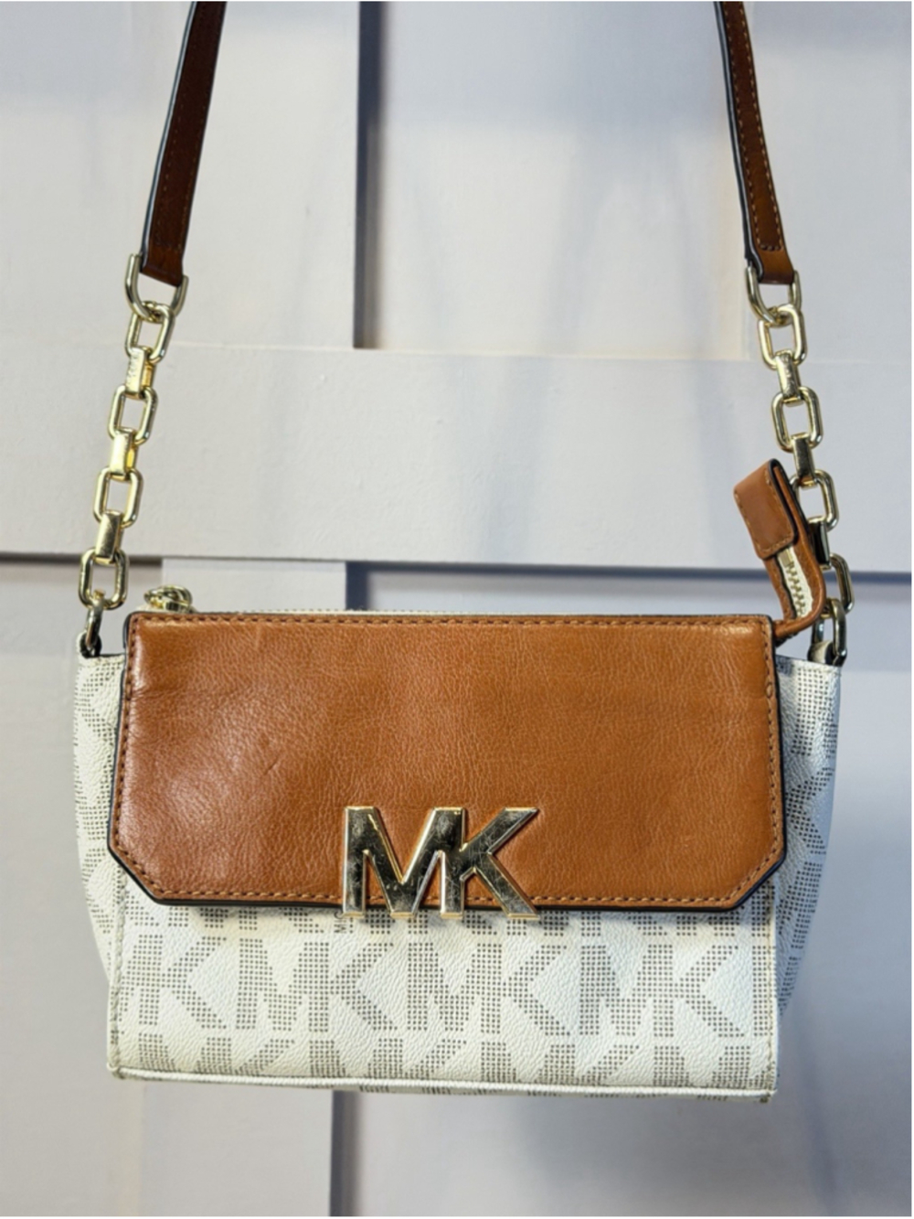 Michael Kors White Brown Monogram Logo Crossbody Bag Gold Hardware COA